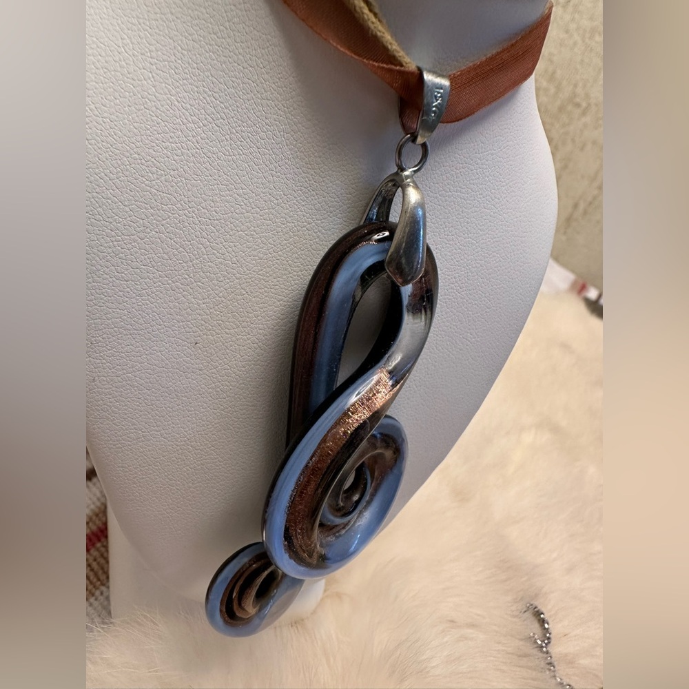 GLASS TREBLE - Blue and Brown Swirl Pendant Necklace - Picture 2 of 2